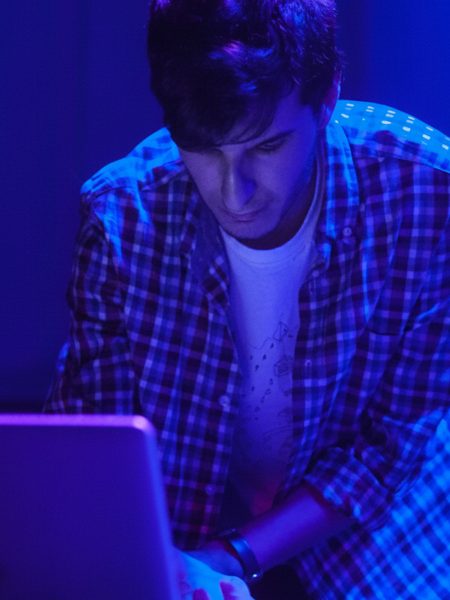 sounddata-visualization-recordcover-haridis-broken-synths