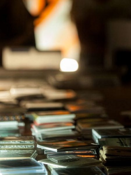 sounddata-visualization-recordcover-haridis-broken-synths