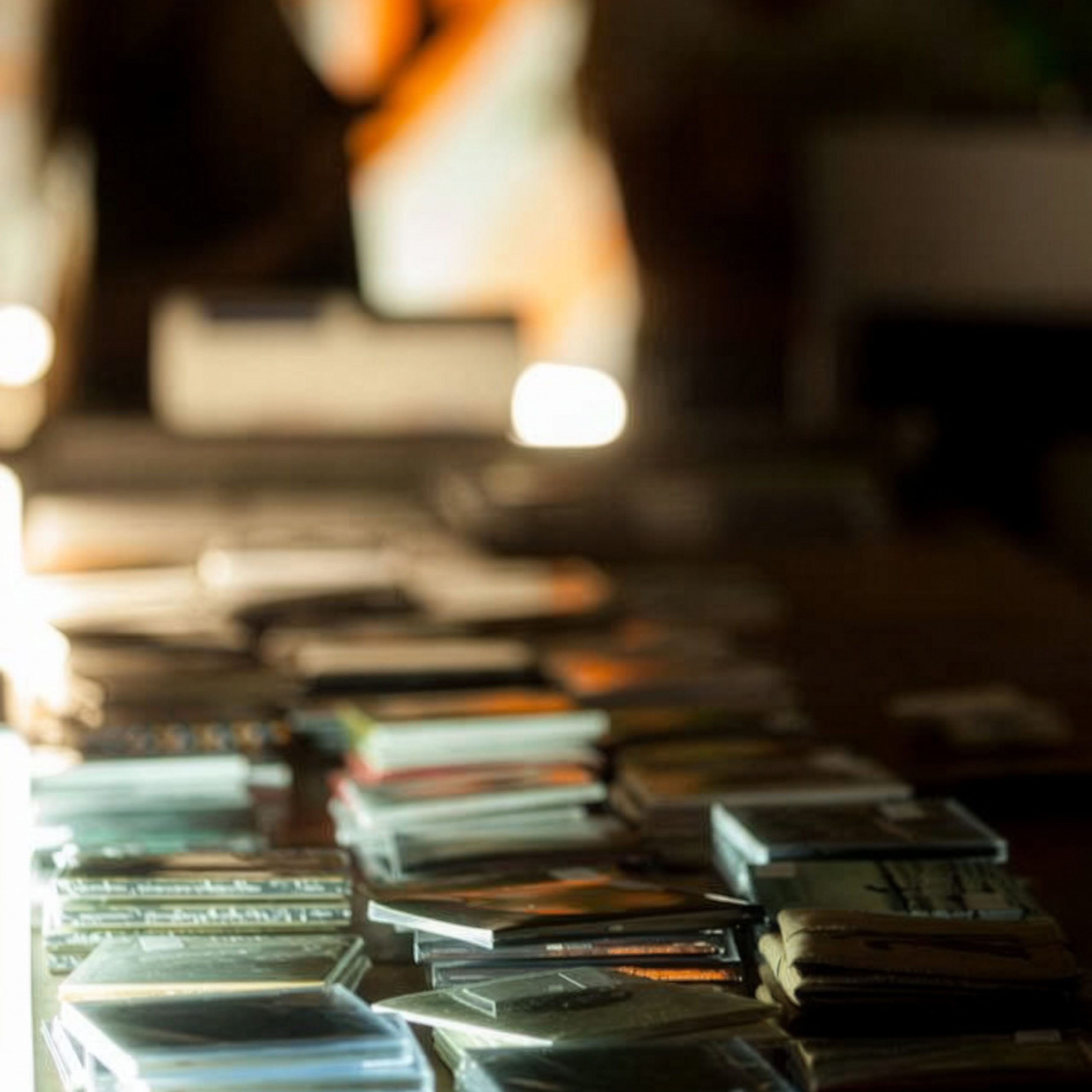 sounddata-visualization-recordcover-haridis-broken-synths